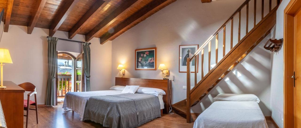 Hotel Fonda Merce Llivia Exterior photo